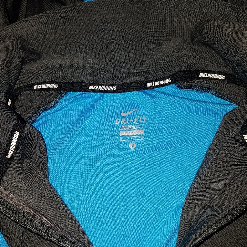 Nike Zip-up Hooded Sweatshirt - Picture 6 of 9